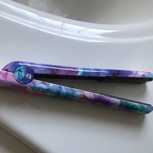 Eva brand straightener